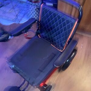 Encarefor electric wheelchair with charger